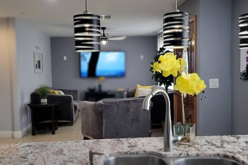 K - Fully Remodeled And Professionally Decorated Las Vegas Exteriör bild